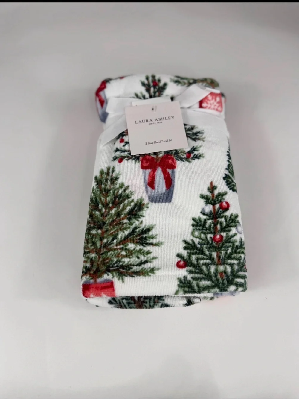5 PC Laura Ashley Christmas Tree and Red Bow Towel Set